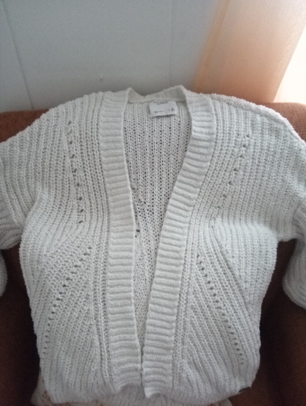 Abercrombie & Fitch Cardigan - Picture 2 of 10